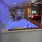 Chalet Romantique Avec Et Sauna Prives Saint-Gilles-de-Cretot